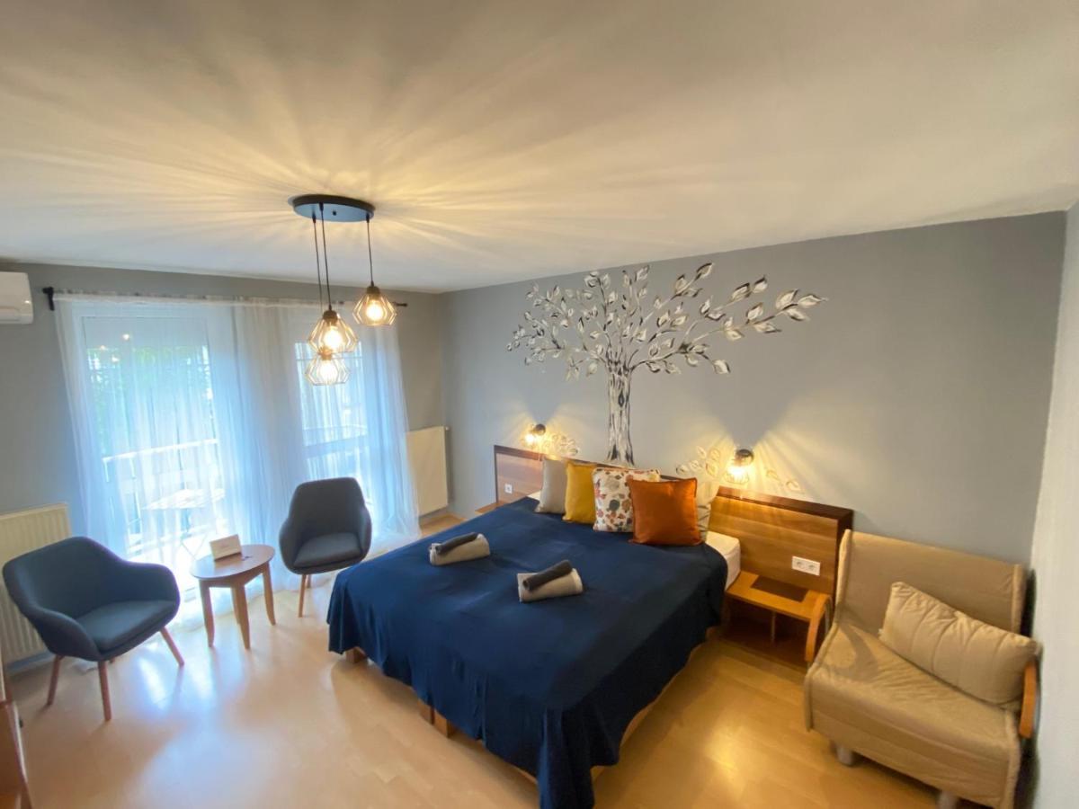Tuenderpart Apartment Eger Zewnętrze zdjęcie
